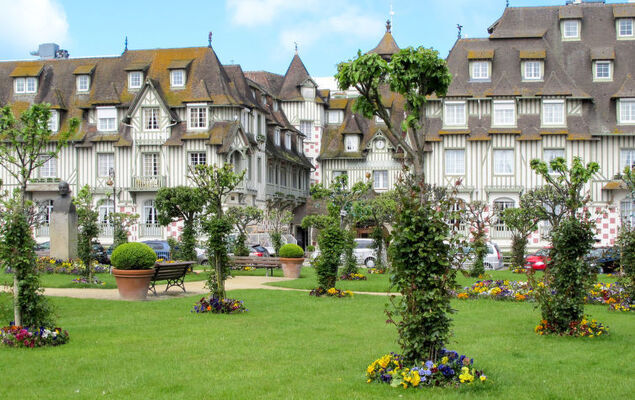 Les Roches - Photo 22