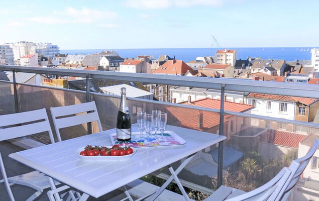 L'Hippocampe T2 balcon et large vue mer - Photo 8